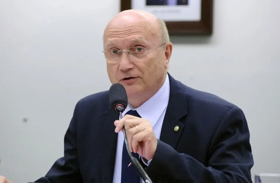 Emenda Pix de deputado vai parar em empresa ligada a ele