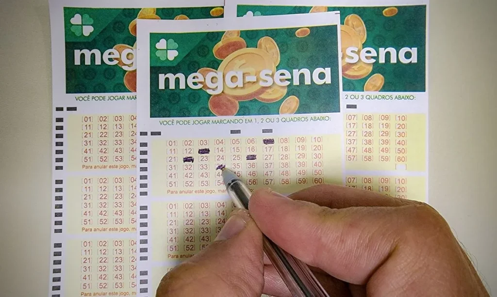 Mega-Sena acumula em R$ 10 milhões