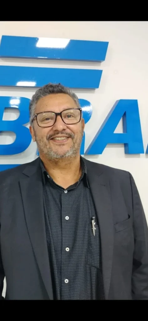 Acadêmico de Direito é homenageado pela Fenacom em Vilhena