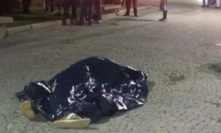 Homem é encontrado morto em praça de Chupinguaia