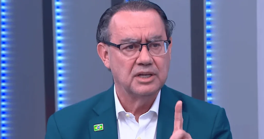 Augusto Cury defende golpistas do 8/1