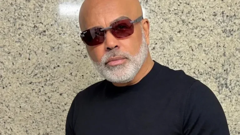 Helicóptero com Rick, da dupla com Renner, desaparece durante voo