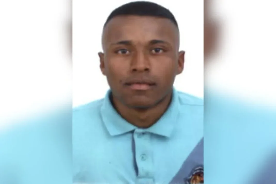 Homem que matou esposa e mostrou vídeo a amigos é preso