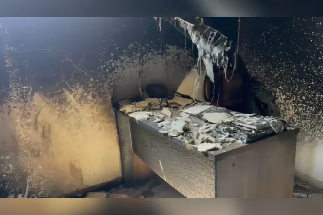 VÍDEO: Homem invade e ateia fogo em comitê de candidato