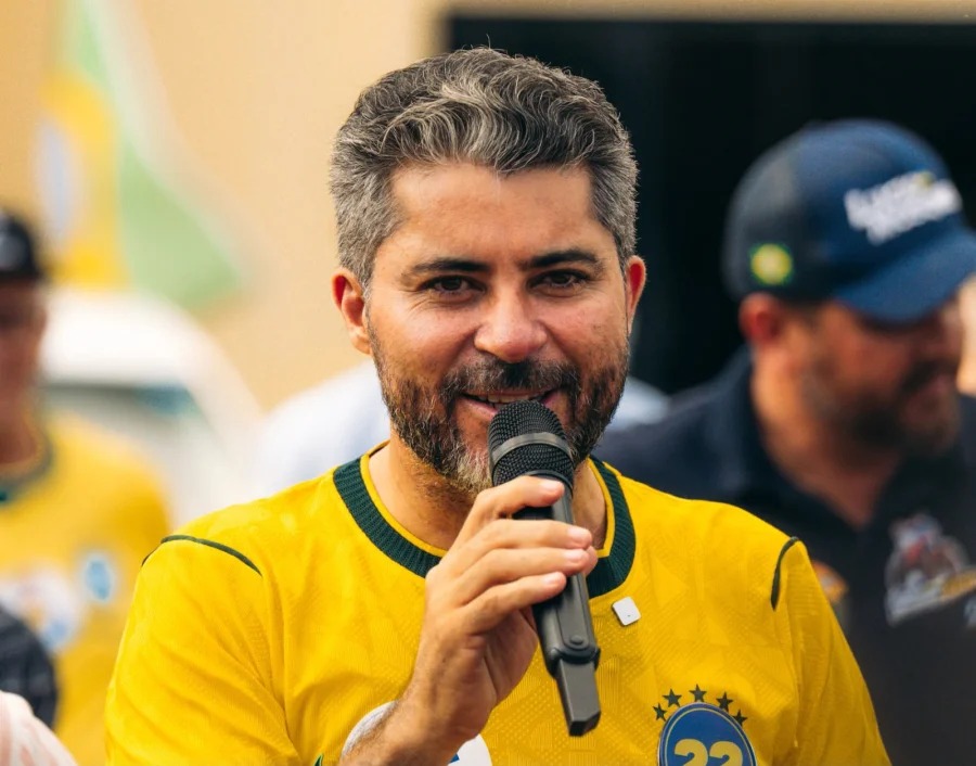 Justiça barra pesquisa com Marcos Rogério à frente