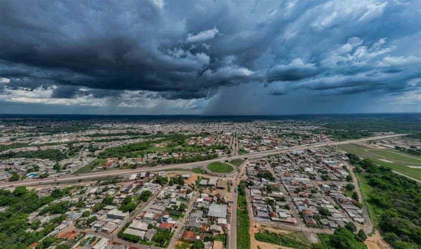 Chuva e trovoadas em Rondônia nesta terça-feira