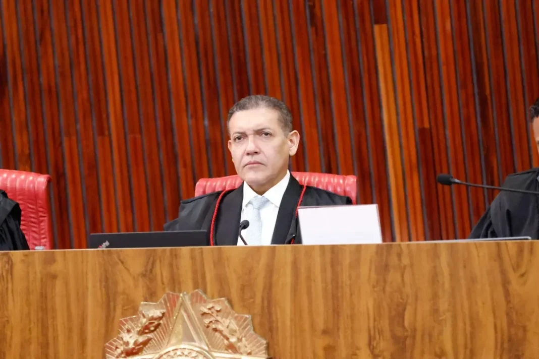 Kassio Nunes manda Meta mirar “Exército do Lula”
