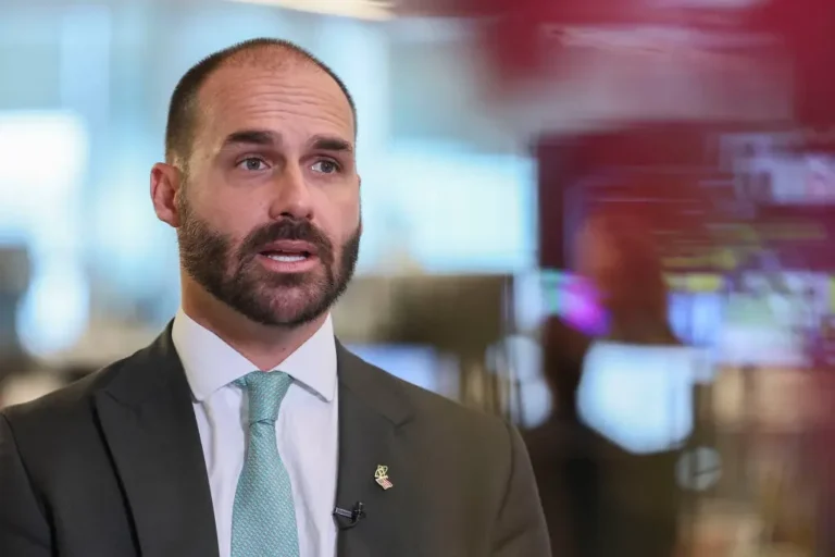 STF manda prender Eduardo Bolsonaro