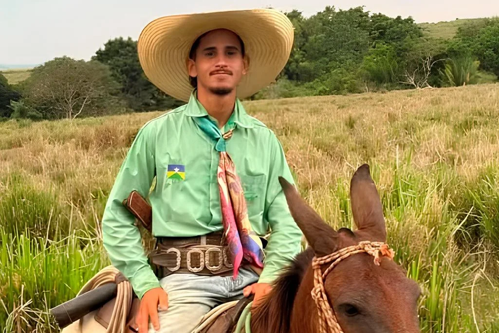 Jovem cai de barco e morre durante pescaria em rio de RO